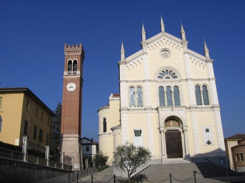 Immagine che raffigura Chiesa parrocchiale di San Gerolamo e oratorio San Giovanni Bosco